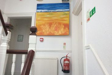 Ash Hotel B&b