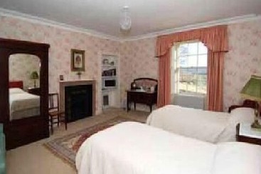 مبيت وإفطار East Horton Farmhouse