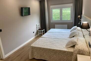 簡易ホテル La Cruz