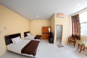 هتل Lux Melati