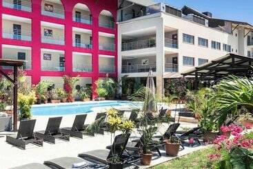 هتل Mercure Cayenne Royal Amazonia