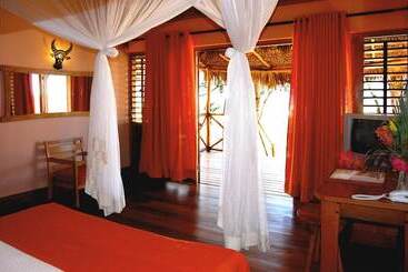 Отель Hôtel Palissandre Morondava