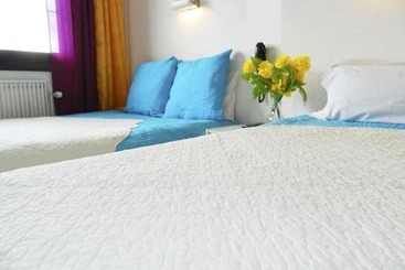 Отель Paris Star