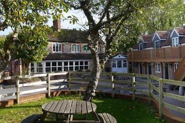 ホテル The Dove Inn