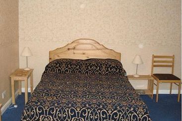 هتل The Farmyard Inn