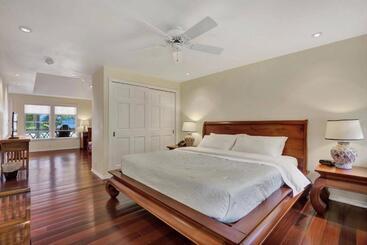 Ohia Kona Estates   An All Suites B&b