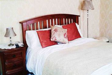 پانسیون Mcmahon Guest House
