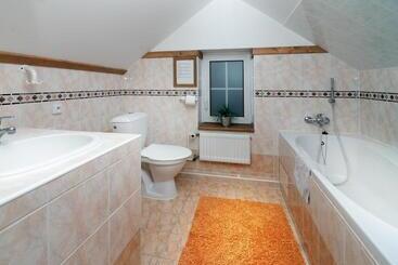 Pension And Apartments Monika