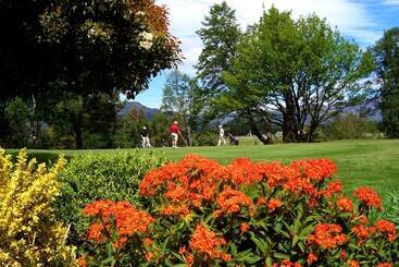 تختخواب و صبحانه Marchmont Gardens