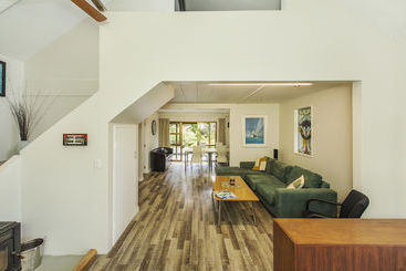 Bed and Breakfast Matakana Country Lodge