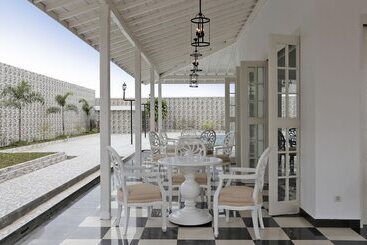 فندق Menumbing Heritage