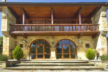 בית מלון כפרי Villa Arce