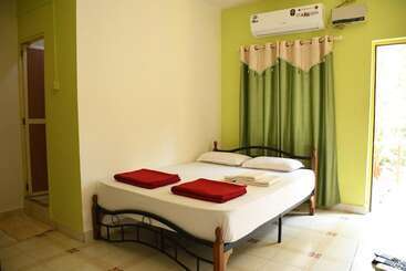 Hotel Wavelet Beach Resort