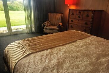 بنسيون Hakarimata Lodge   Riverside Sanctuary