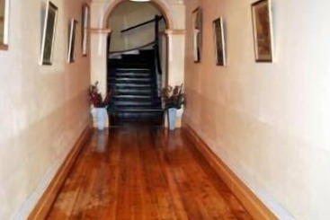 آپارتمان‌های توریست‌ها Royal Apartments