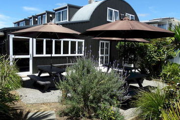 Southpacific Motel And Conference Centre