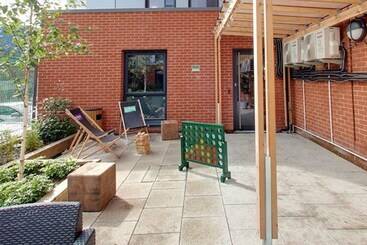 فندق صغير Comfy Rooms For Students Only Newcastle