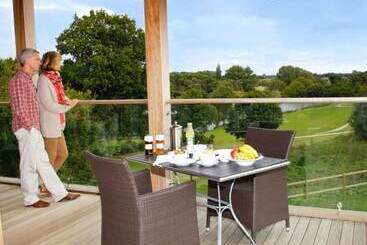 Apple Tree Lodges