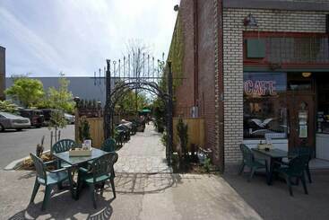 ホテル Mcmenamins White Eagle