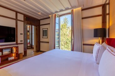 בית מלון כפרי Portrait Milano  Lungarno Collection