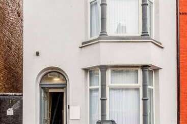 レジデンス Immaculate 4 Bed House Near Anfield And Goodison