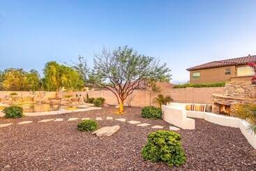 کلبه Desert Hills Estate