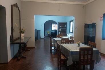 Global Family Backpackers Hostel