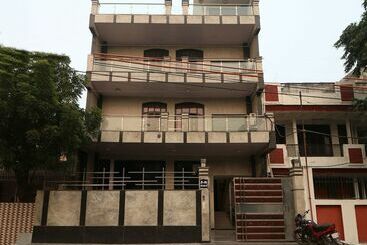 호텔 Vinayak Royal Palace By Oyo Rooms