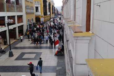 Отель Yaki Hostel