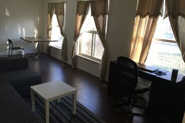 膳宿费 Don Mills Home