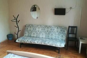 펜션 Kutuzov Apartments