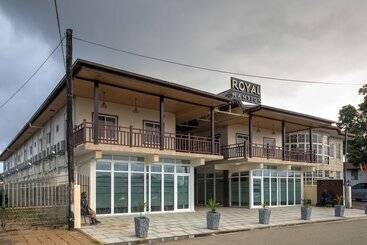 هتل آپارتمان Royal Mansion