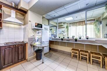 Shabolovka Hotel   Hostel