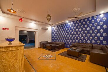 Отель Desert Drop