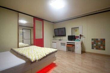 מוטל Daegu Biseulsan Alps