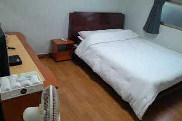 فندق على الطريق Ulsan Samsan River