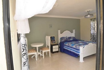 Пансион Residencial Lakis 1