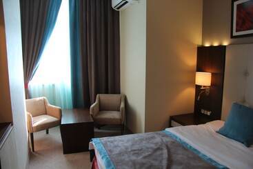 מלון דירות Forward Apart