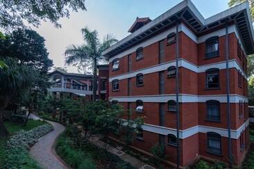 Heri Heights Hotel Apartments, Surestay Collection By Best Western