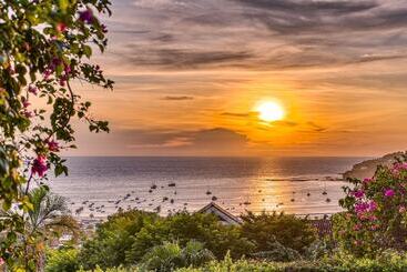 בית מלון כפרי Alcazar