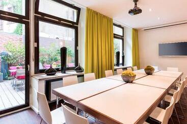 Ambassador Hotel Frankfurt