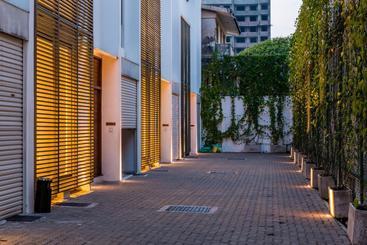 בית מלון כפרי W15 Colombo