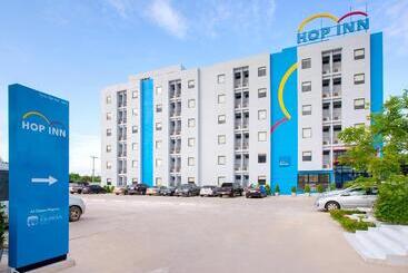 호텔 Hop Inn Kanchanaburi Building A
