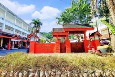 Hotel Piyaporn Hill Paradise