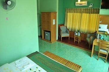 هتل Royal Green