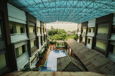 هتل Sihanoukville Plaza