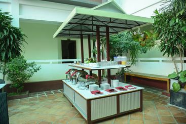 هتل Sihanoukville Plaza