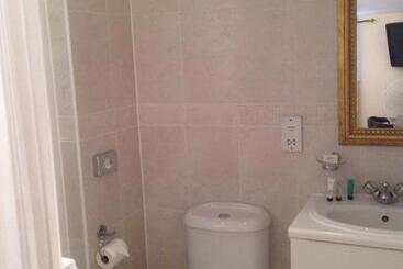 ホテル The Ivy House