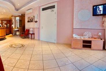 هتل Villa Lieta