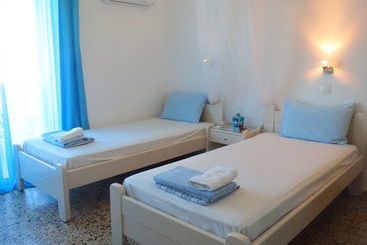 ホテル Vivian Studios